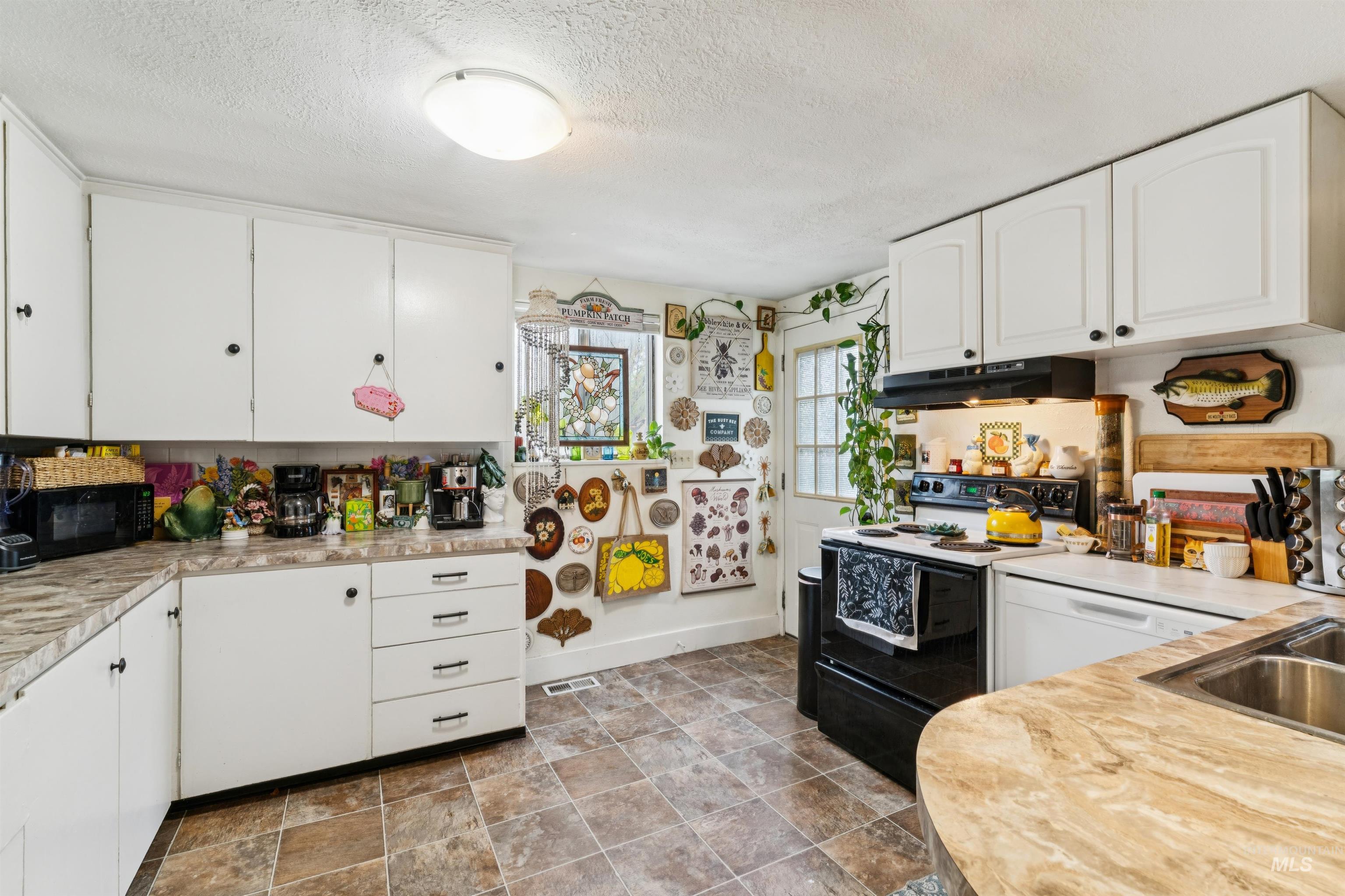 625 & 627 E Pennsylvania St, Boise, Idaho 83706-4431, 3 Bedrooms, 3 Bathrooms, Residential For Sale, Price $699,000, 98982181