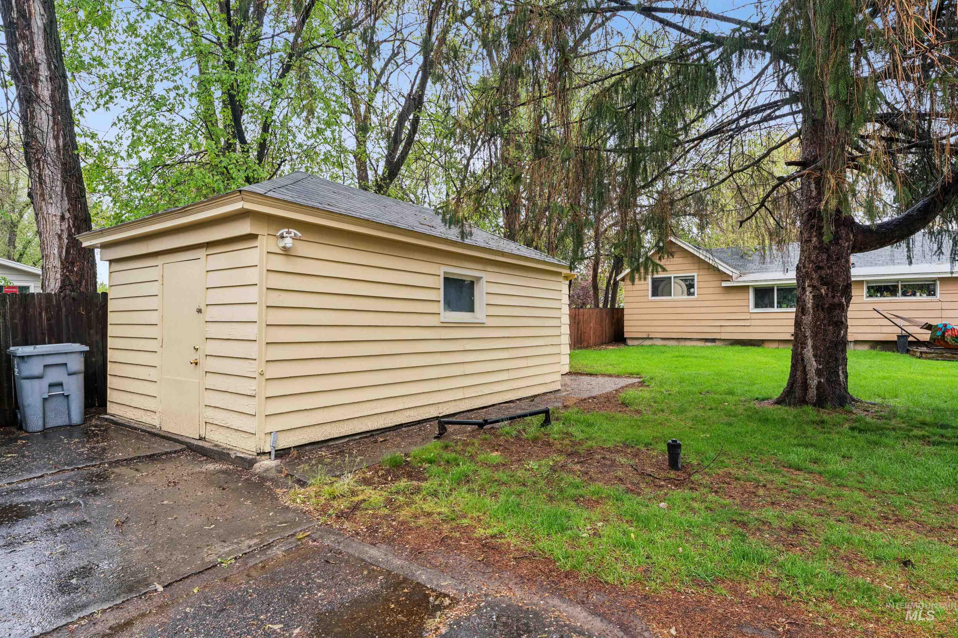 625 & 627 E Pennsylvania St, Boise, Idaho 83706-4431, 3 Bedrooms, 3 Bathrooms, Residential For Sale, Price $699,000, 98982181