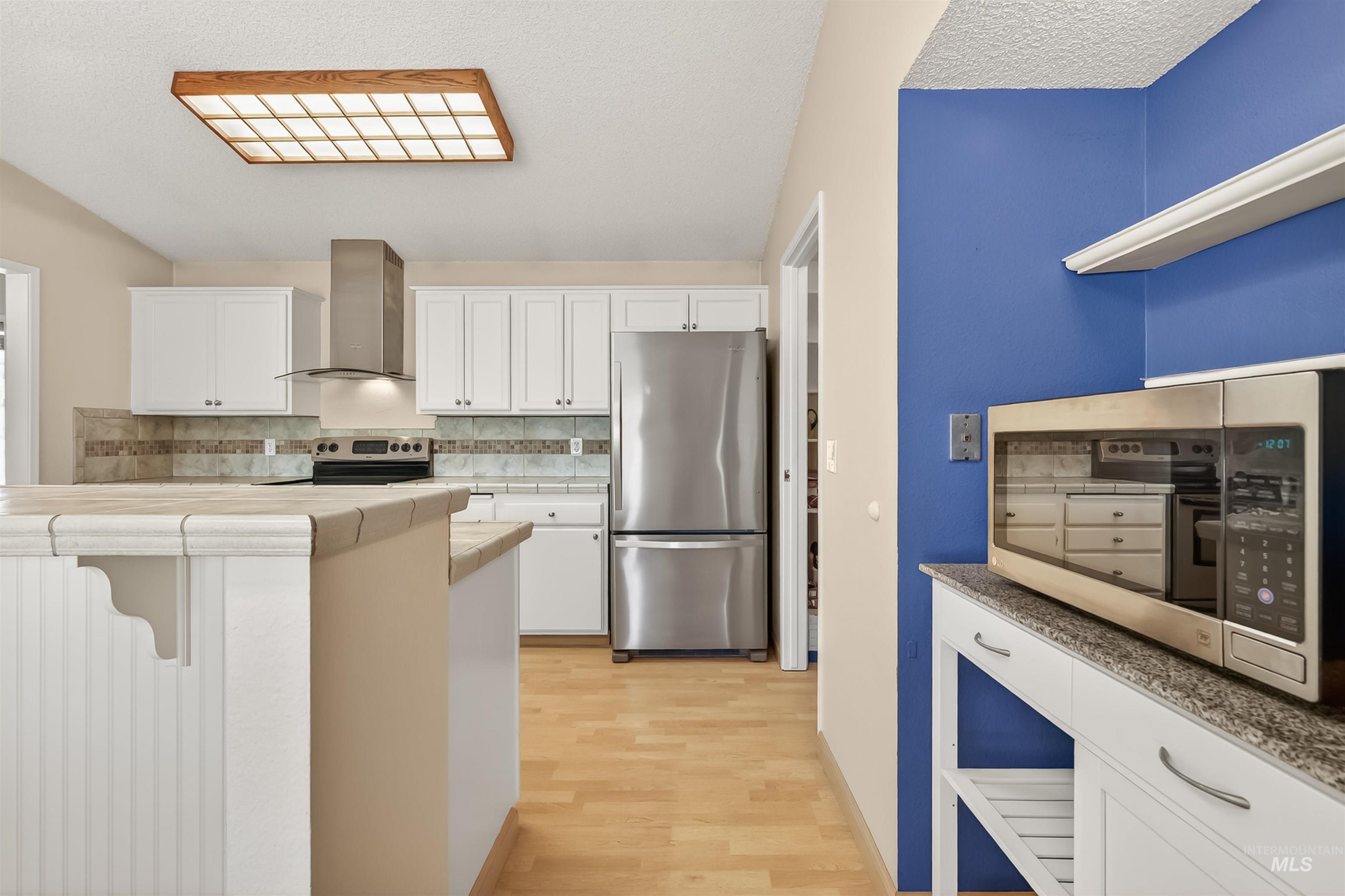 3650 Country Club Court, Lewiston, Idaho 83501, 3 Bedrooms, 2 Bathrooms, Residential For Sale, Price $460,000, 98982184