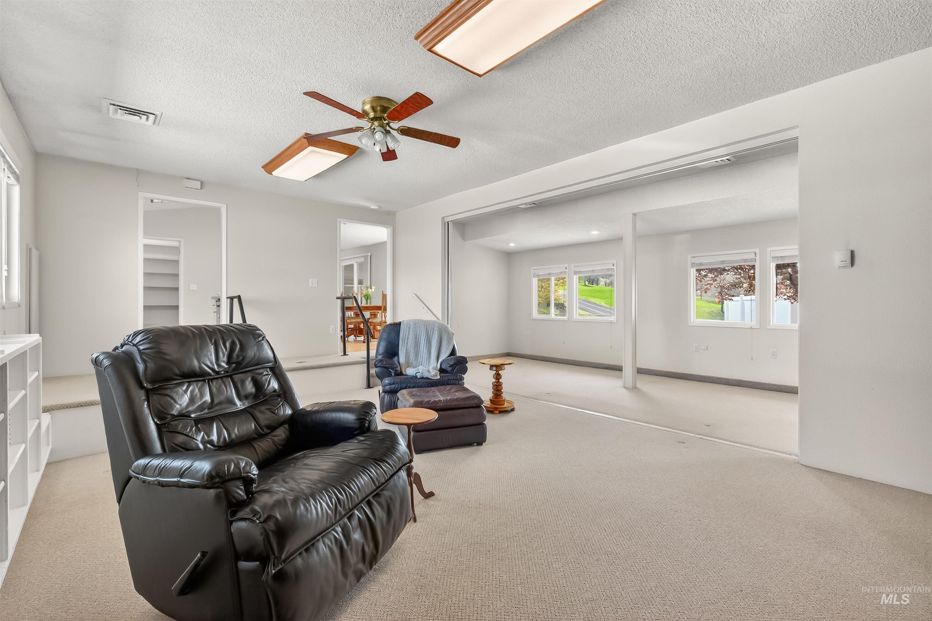 3650 Country Club Court, Lewiston, Idaho 83501, 3 Bedrooms, 2 Bathrooms, Residential For Sale, Price $460,000, 98982184