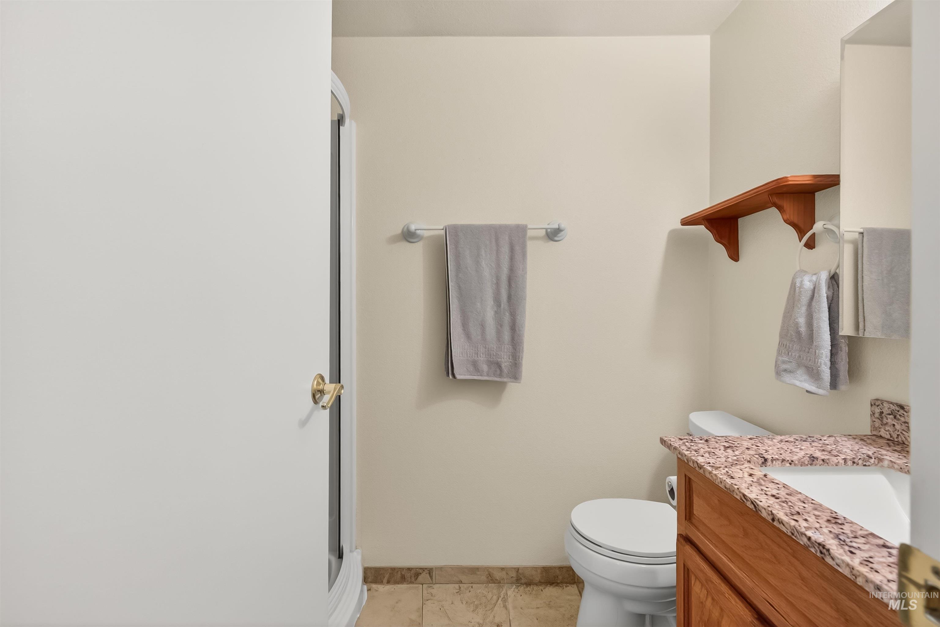 3650 Country Club Court, Lewiston, Idaho 83501, 3 Bedrooms, 2 Bathrooms, Residential For Sale, Price $460,000, 98982184