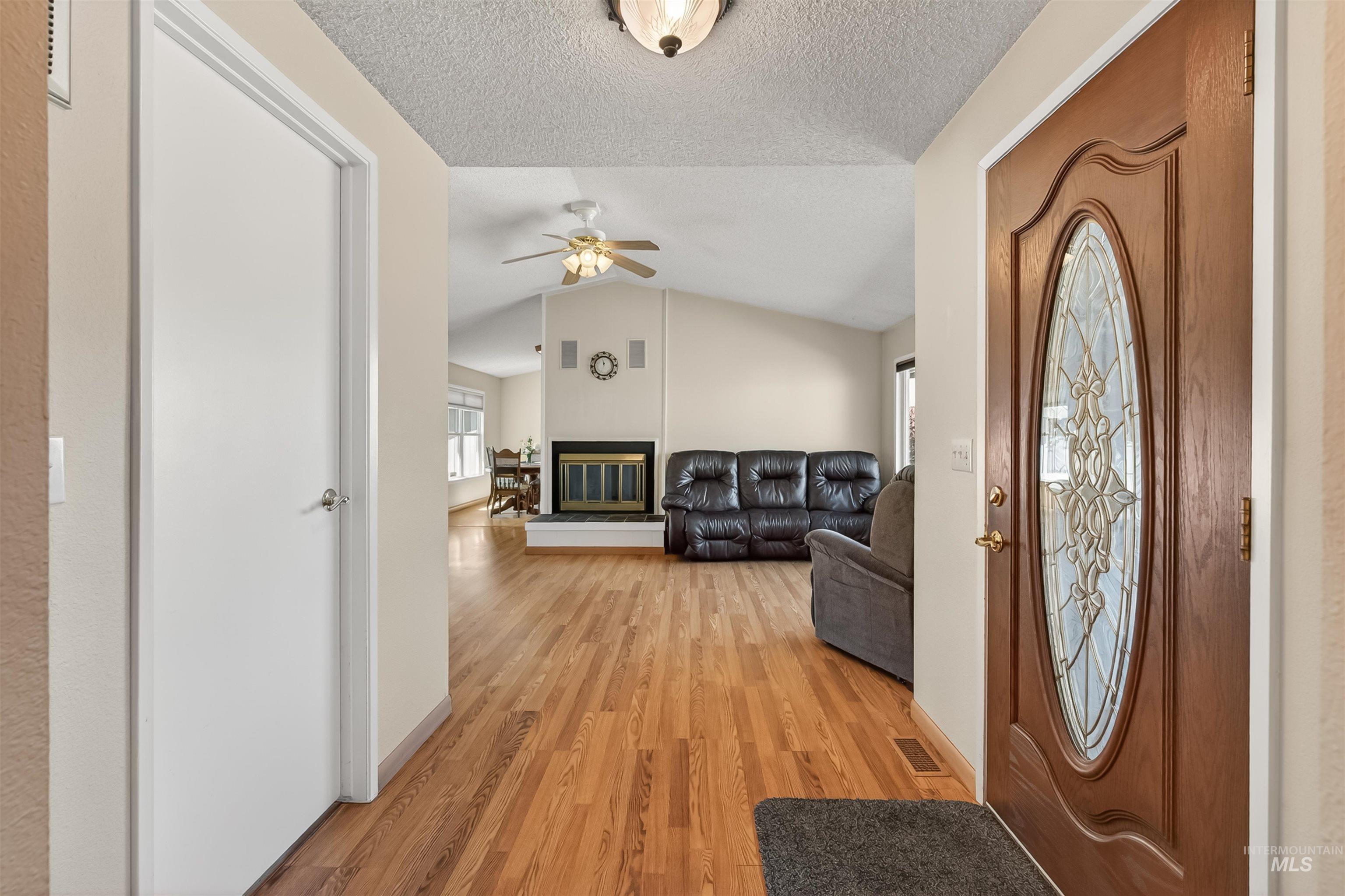 3650 Country Club Court, Lewiston, Idaho 83501, 3 Bedrooms, 2 Bathrooms, Residential For Sale, Price $460,000, 98982184