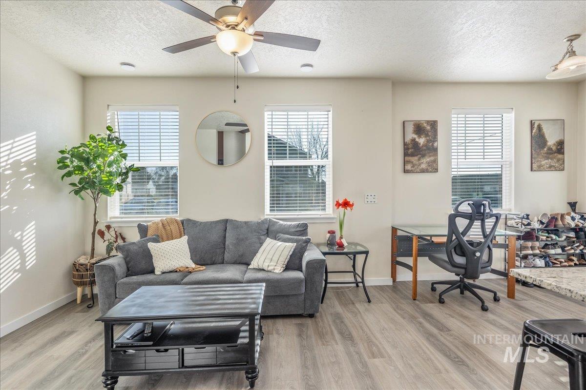 2329 E Spice Loop UNIT #1, Nampa, Idaho 83687, 3 Bedrooms, 3 Bathrooms, Residential Income For Sale, Price $330,000,MLS 98982191