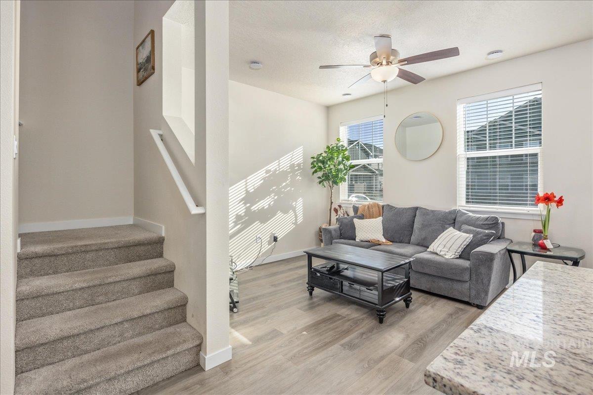 2329 E Spice Loop UNIT #1, Nampa, Idaho 83687, 3 Bedrooms, 3 Bathrooms, Residential Income For Sale, Price $330,000,MLS 98982191