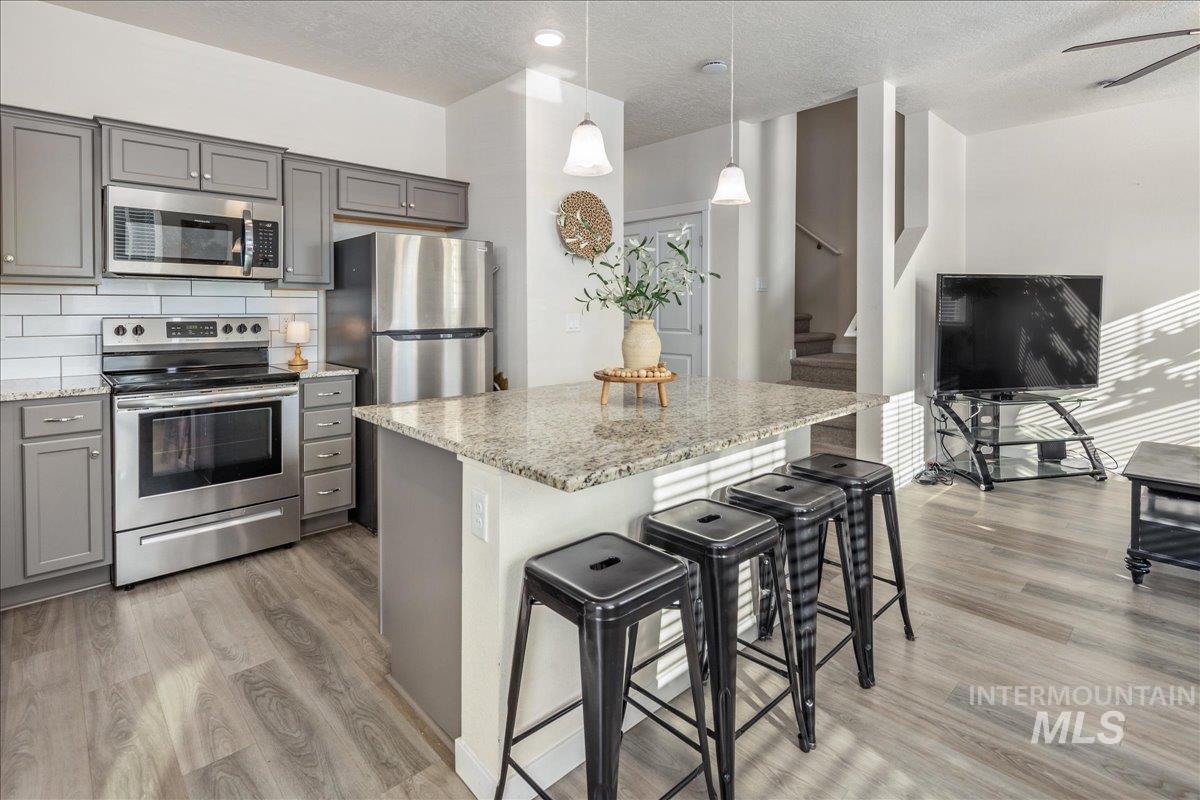 2329 E Spice Loop UNIT #1, Nampa, Idaho 83687, 3 Bedrooms, 3 Bathrooms, Residential Income For Sale, Price $330,000,MLS 98982191