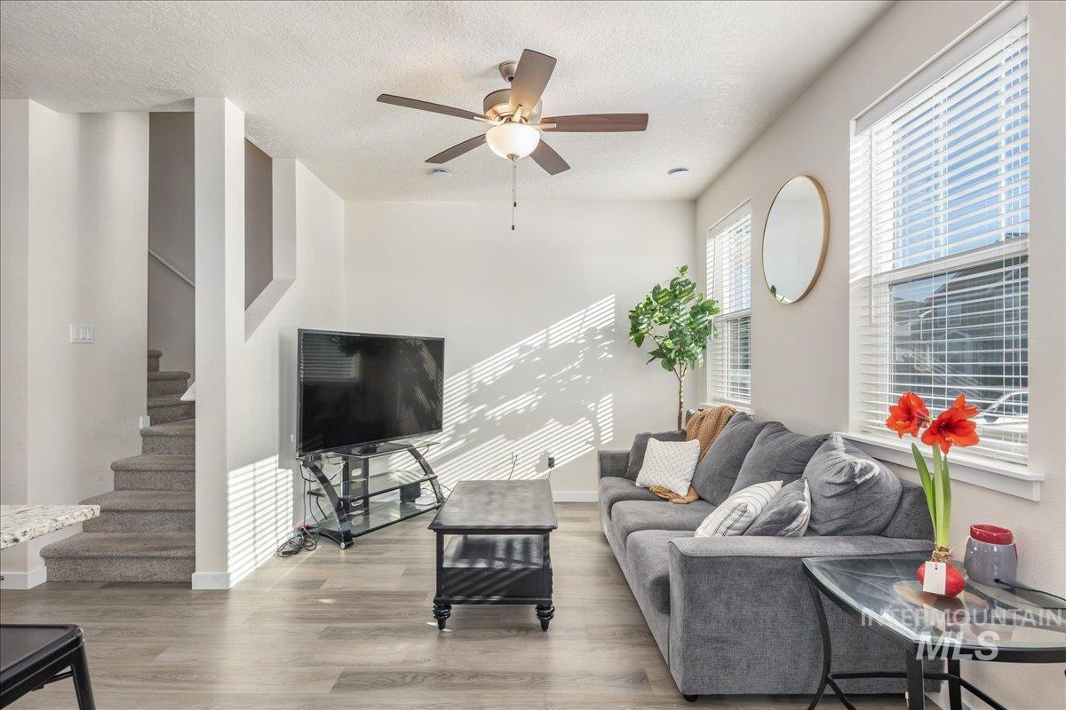 2329 E Spice Loop UNIT #1, Nampa, Idaho 83687, 3 Bedrooms, 3 Bathrooms, Residential Income For Sale, Price $330,000,MLS 98982191