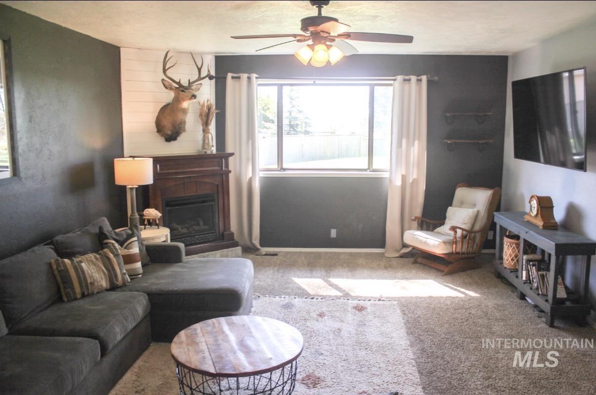 1452 Weiser River Rd, Weiser, Idaho 83672, 4 Bedrooms, 3 Bathrooms, Residential For Sale, Price $749,000, 98982194