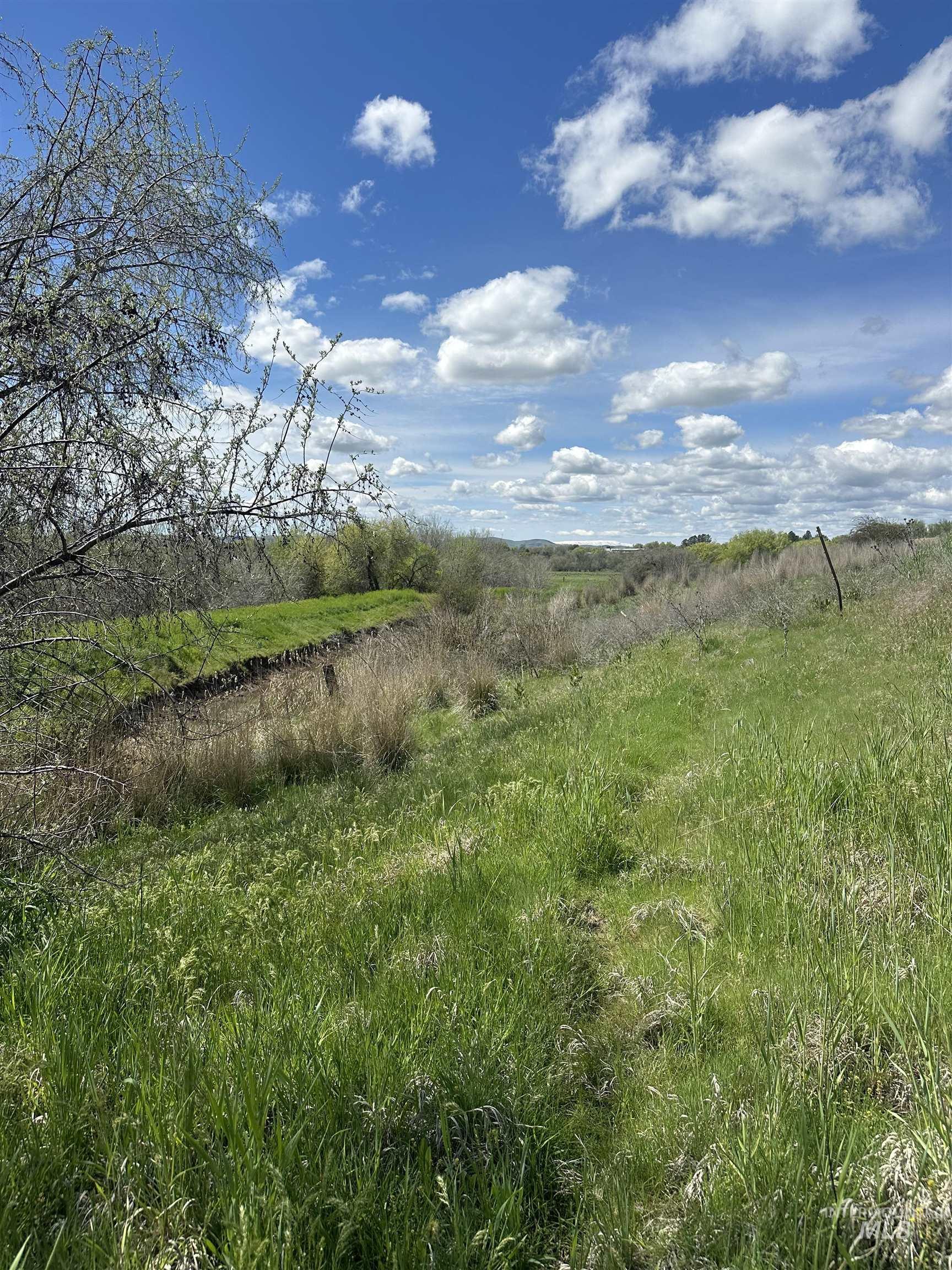 1452 Weiser River Rd, Weiser, Idaho 83672, 4 Bedrooms, 3 Bathrooms, Residential For Sale, Price $749,000, 98982194