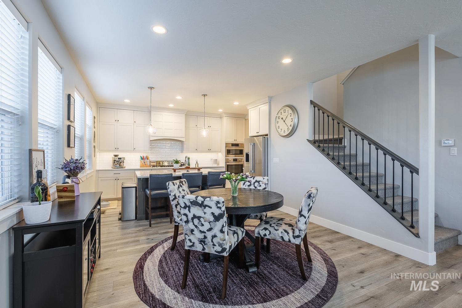 2845 S Barnside Way, Boise, Idaho 83716, 4 Bedrooms, 3 Bathrooms, Residential For Sale, Price $855,000, 98982195