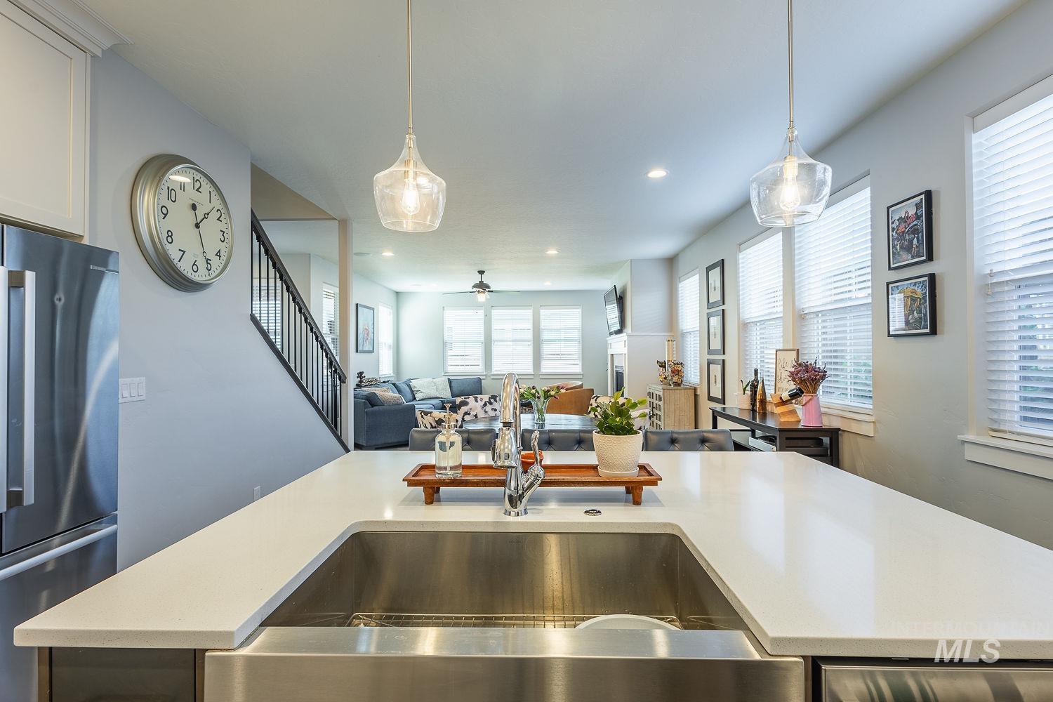 2845 S Barnside Way, Boise, Idaho 83716, 4 Bedrooms, 3 Bathrooms, Residential For Sale, Price $855,000, 98982195