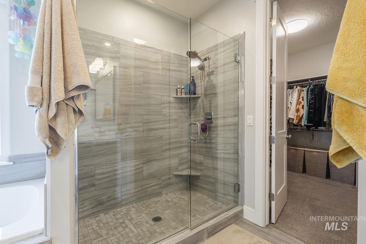 2845 S Barnside Way, Boise, Idaho 83716, 4 Bedrooms, 3 Bathrooms, Residential For Sale, Price $855,000, 98982195