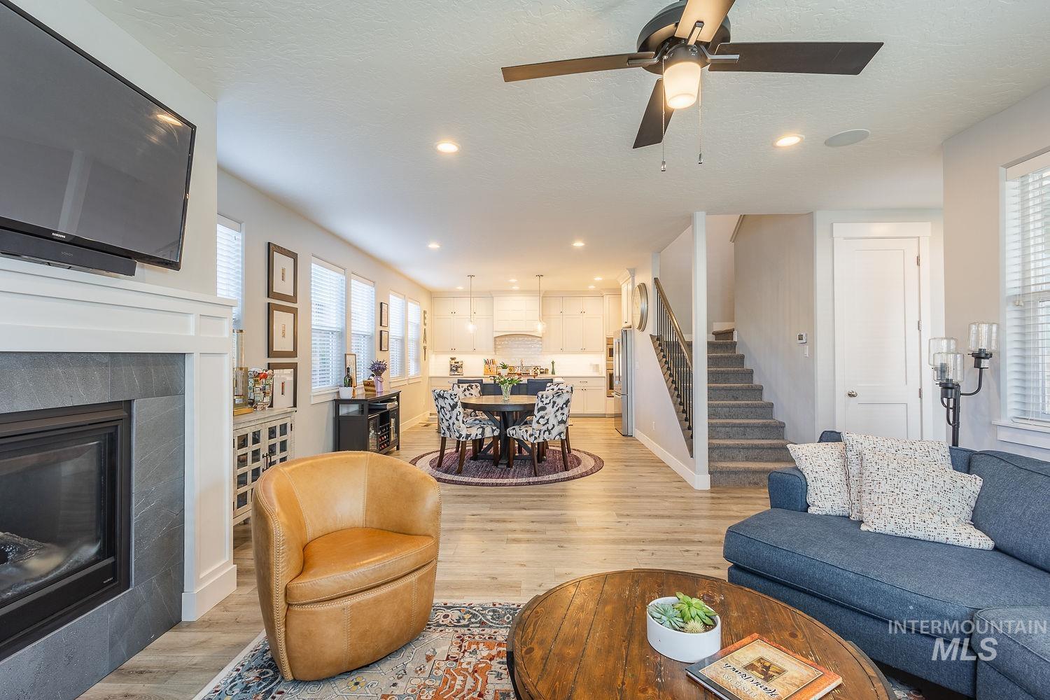 2845 S Barnside Way, Boise, Idaho 83716, 4 Bedrooms, 3 Bathrooms, Residential For Sale, Price $855,000, 98982195