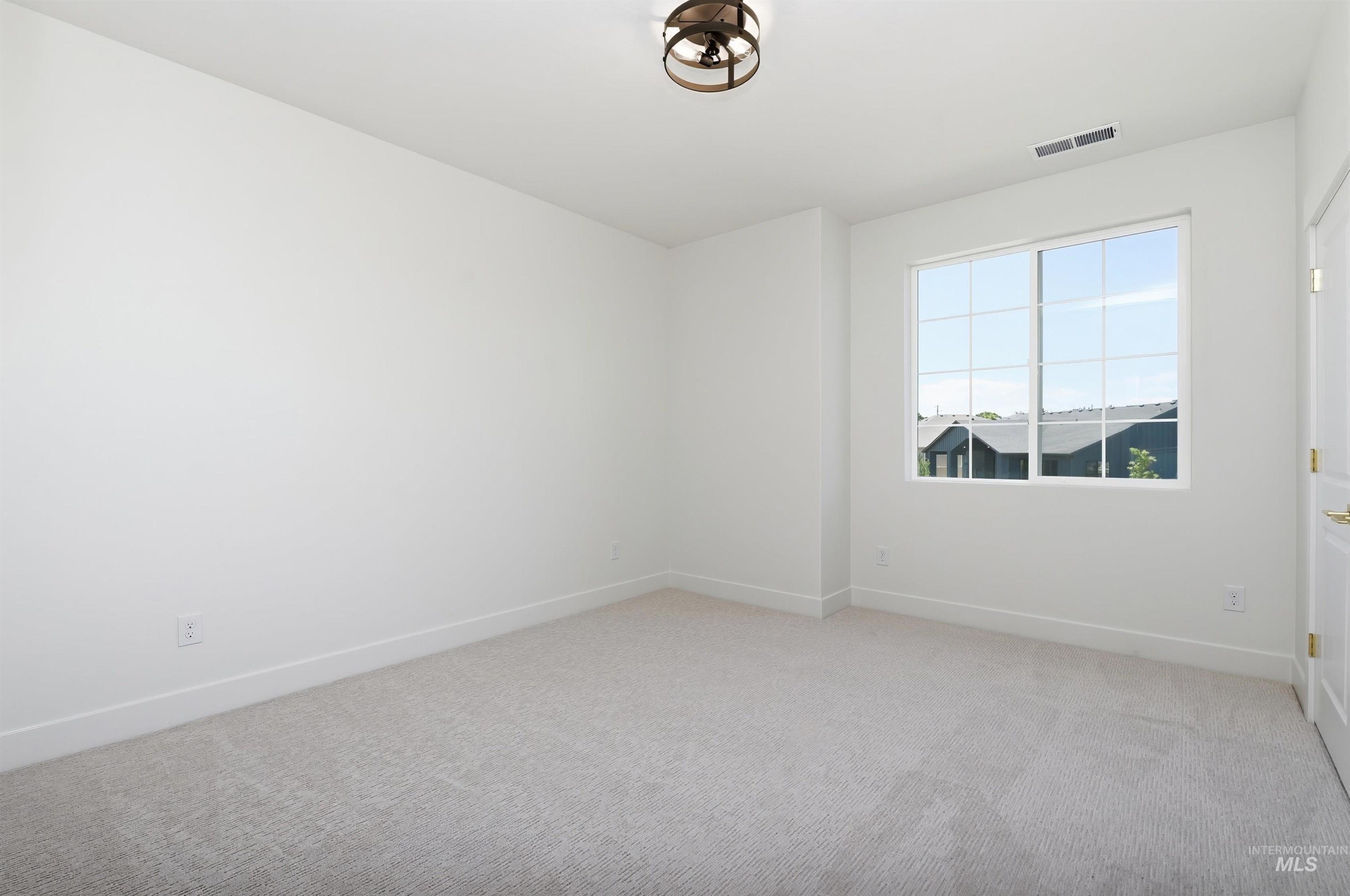 12705 S Lenora Pl., Nampa, Idaho 83686, 3 Bedrooms, 3.5 Bathrooms, Residential For Sale, Price $619,000, 98982201