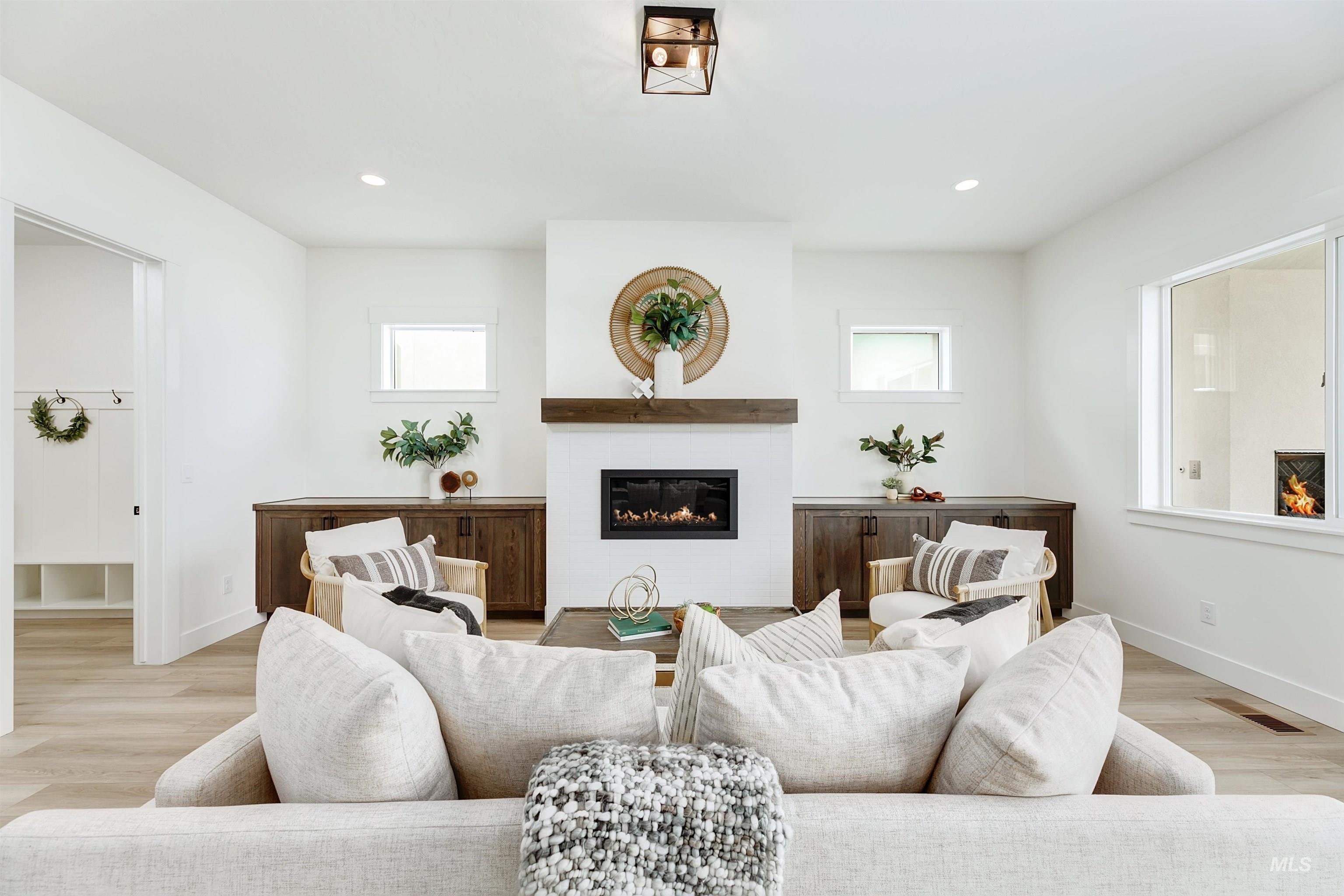 12705 S Lenora Pl., Nampa, Idaho 83686, 3 Bedrooms, 3.5 Bathrooms, Residential For Sale, Price $674,000,MLS 98982201