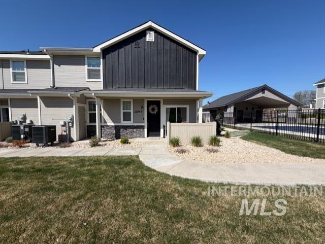 2329 E Spice Loop Unit 4, Nampa, Idaho 83687, 3 Bedrooms, 3 Bathrooms, Residential Income For Sale, Price $325,000,MLS 98982203