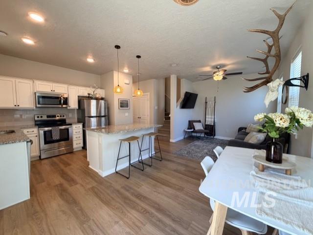 2329 E Spice Loop Unit 4, Nampa, Idaho 83687, 3 Bedrooms, 3 Bathrooms, Residential Income For Sale, Price $325,000,MLS 98982203