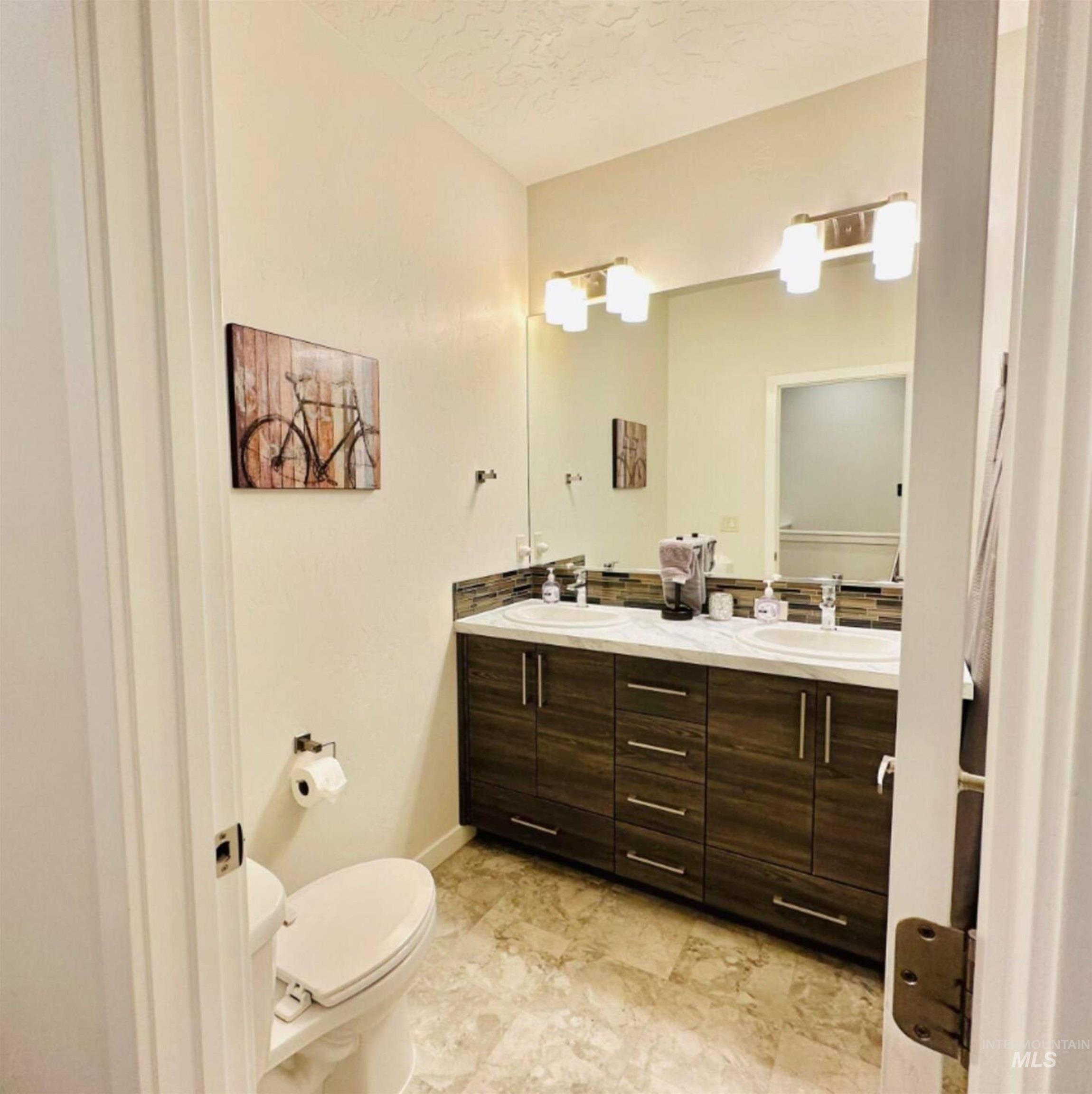 225 E 36th Street, Garden City, Idaho 83714, 3 Bedrooms, 2 Bathrooms, Residential Income For Sale, Price $950,000,MLS 98982210