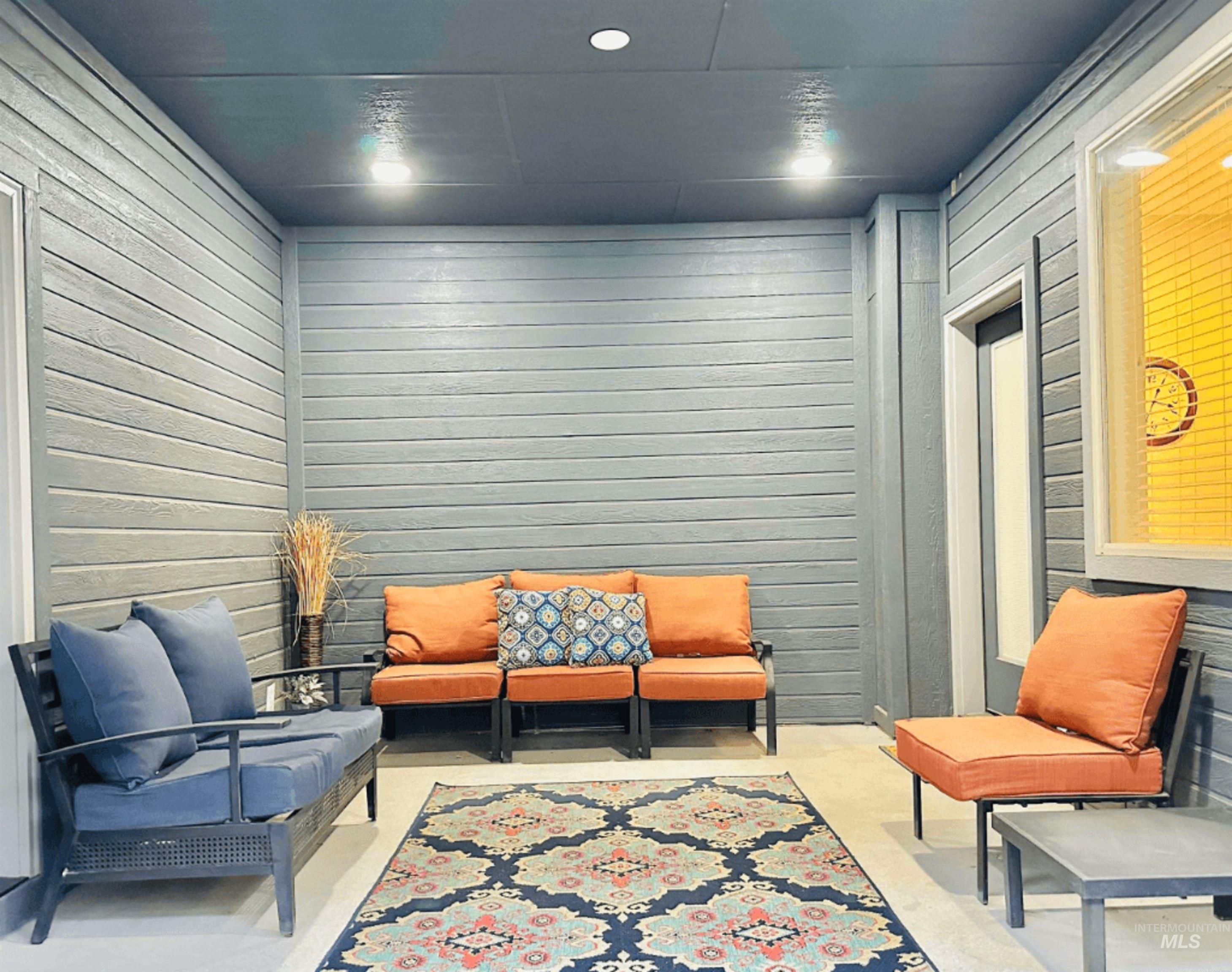 225 E 36th Street, Garden City, Idaho 83714, 3 Bedrooms, 2 Bathrooms, Residential Income For Sale, Price $950,000,MLS 98982210