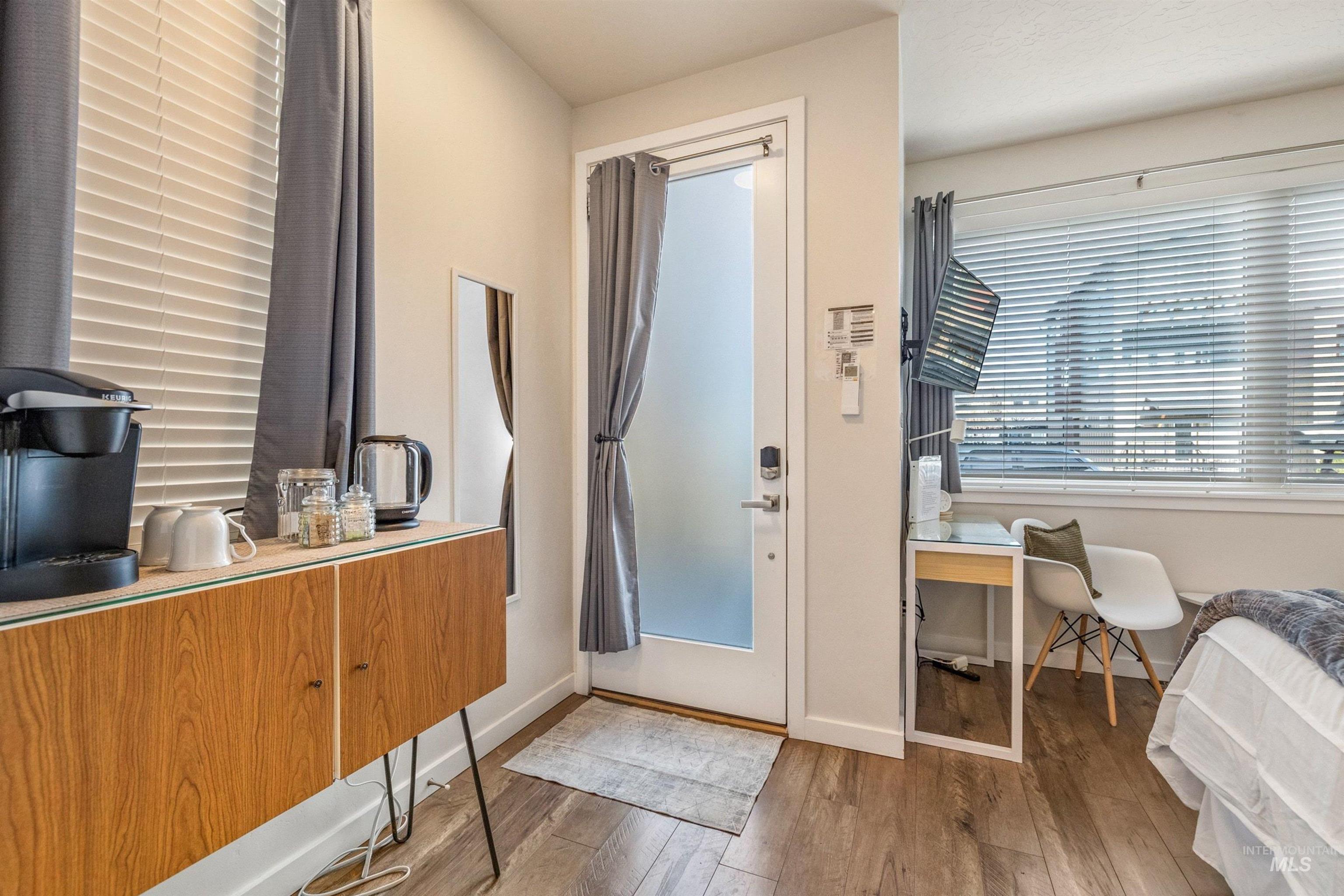 225 E 36th Street, Garden City, Idaho 83714, 3 Bedrooms, 2 Bathrooms, Residential Income For Sale, Price $950,000,MLS 98982210