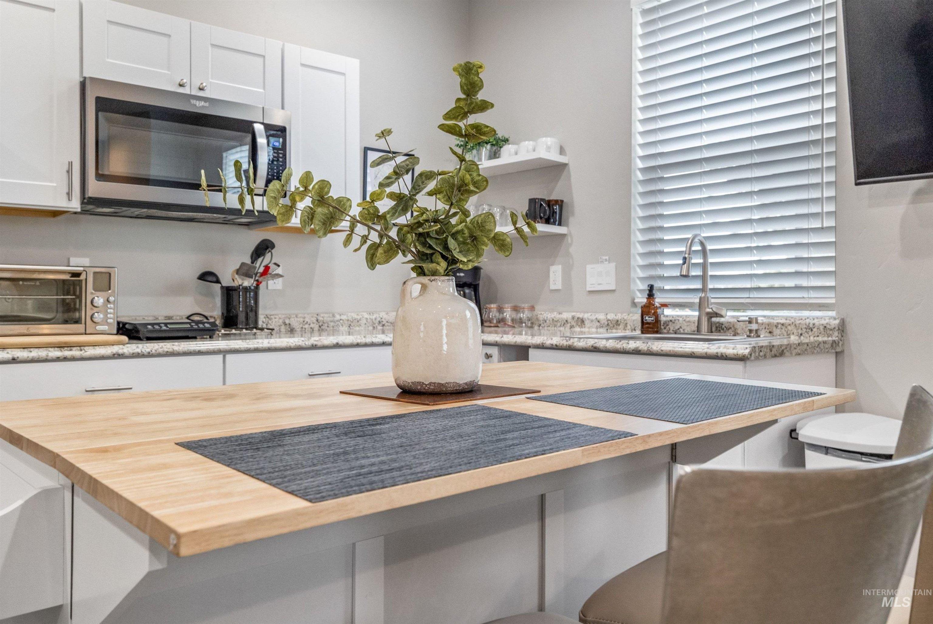 225 E 36th Street, Garden City, Idaho 83714, 3 Bedrooms, 2 Bathrooms, Residential Income For Sale, Price $950,000,MLS 98982210