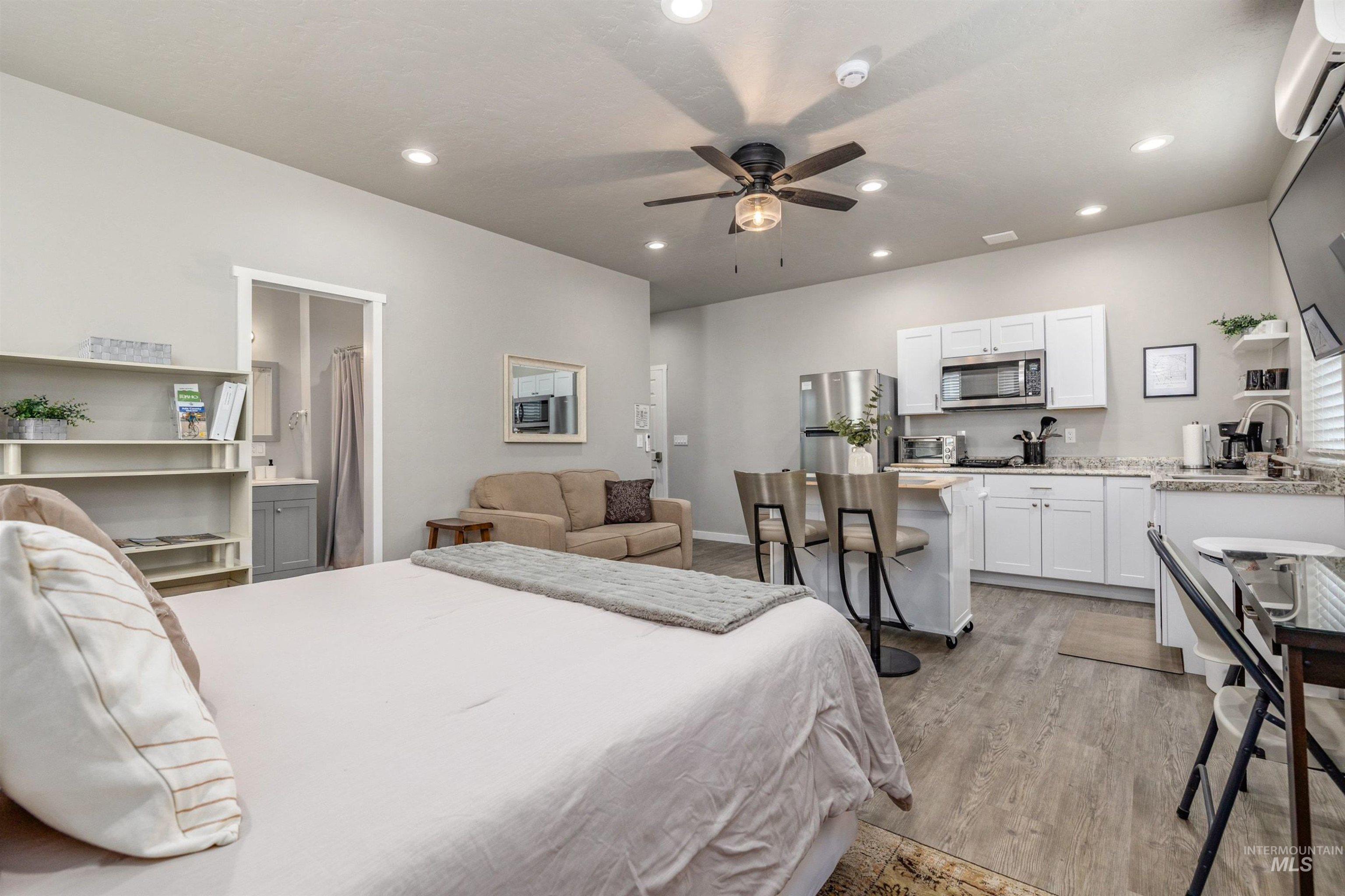 225 E 36th Street, Garden City, Idaho 83714, 3 Bedrooms, 2 Bathrooms, Residential Income For Sale, Price $950,000,MLS 98982210