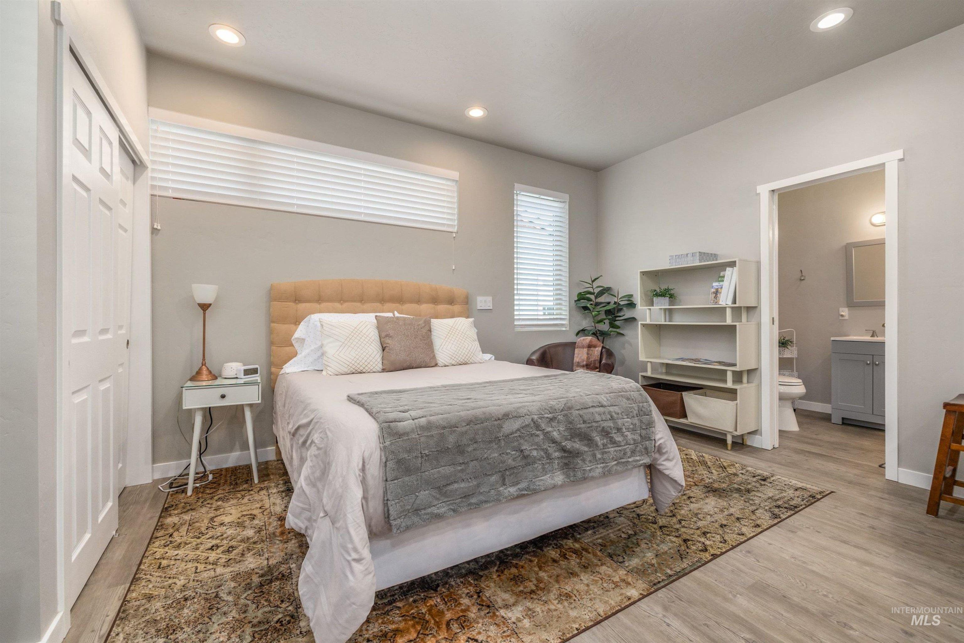 225 E 36th Street, Garden City, Idaho 83714, 3 Bedrooms, 2 Bathrooms, Residential Income For Sale, Price $950,000,MLS 98982210