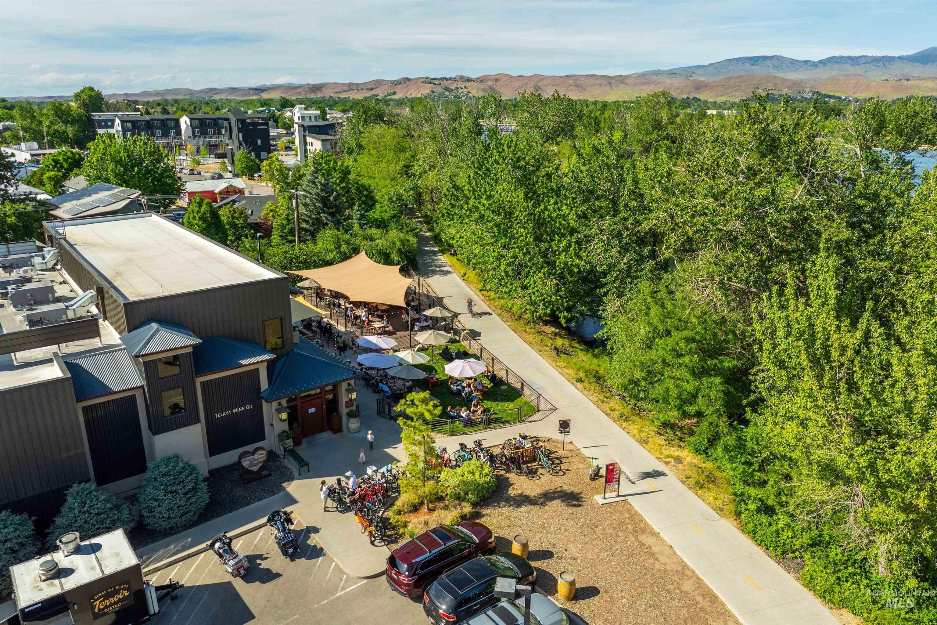 225 E 36th Street, Garden City, Idaho 83714, 3 Bedrooms, 2 Bathrooms, Residential Income For Sale, Price $940,000, 98982210