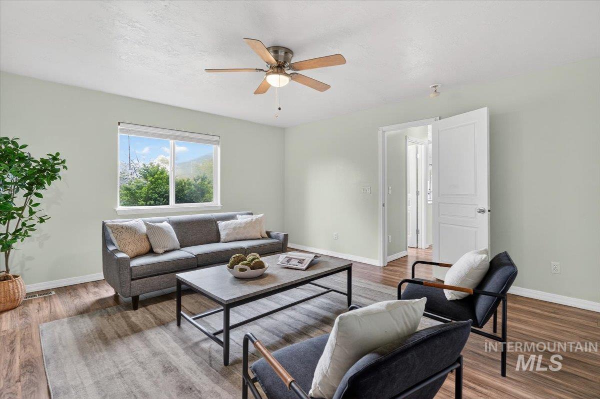 10448 W Merab Ct, Star, Idaho 83669, 3 Bedrooms, 2.5 Bathrooms, Residential For Sale, Price $450,000, 98982211