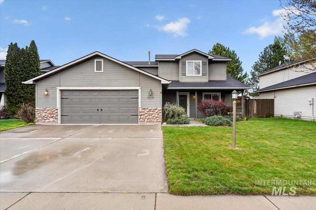 10448 W Merab Ct, Star, Idaho 83669, 3 Bedrooms, 2.5 Bathrooms, Residential For Sale, Price $450,000, 98982211