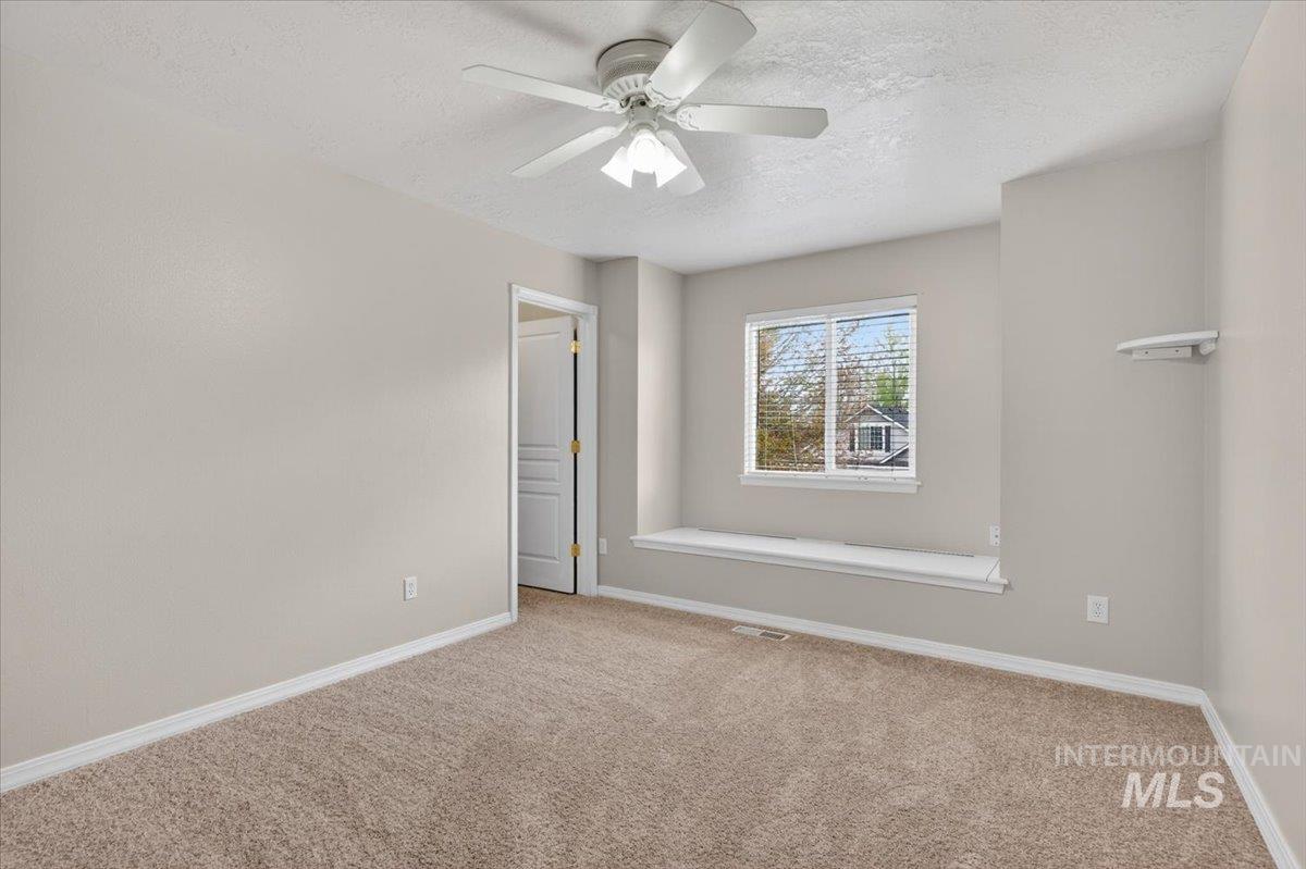 10448 W Merab Ct, Star, Idaho 83669, 3 Bedrooms, 2.5 Bathrooms, Residential For Sale, Price $450,000, 98982211