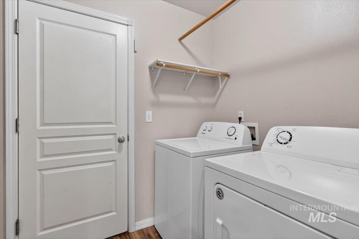 10448 W Merab Ct, Star, Idaho 83669, 3 Bedrooms, 2.5 Bathrooms, Residential For Sale, Price $450,000, 98982211