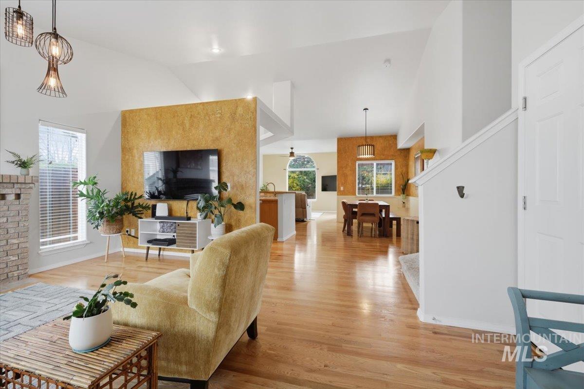 5818 S Cello, Boise, Idaho 83709, 3 Bedrooms, 2 Bathrooms, Residential For Sale, Price $495,000, 98982216