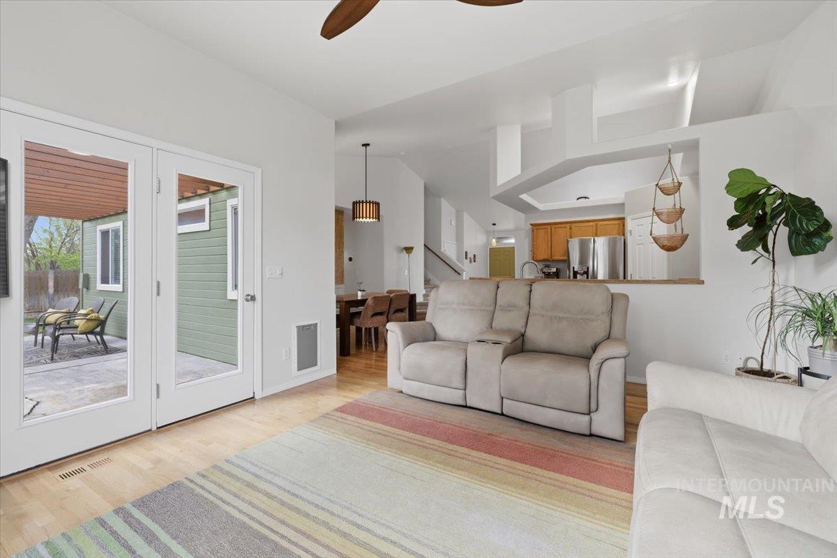 5818 S Cello, Boise, Idaho 83709, 3 Bedrooms, 2 Bathrooms, Residential For Sale, Price $495,000, 98982216