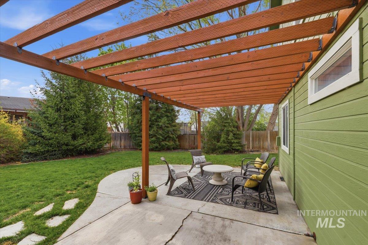 5818 S Cello, Boise, Idaho 83709, 3 Bedrooms, 2 Bathrooms, Residential For Sale, Price $495,000, 98982216