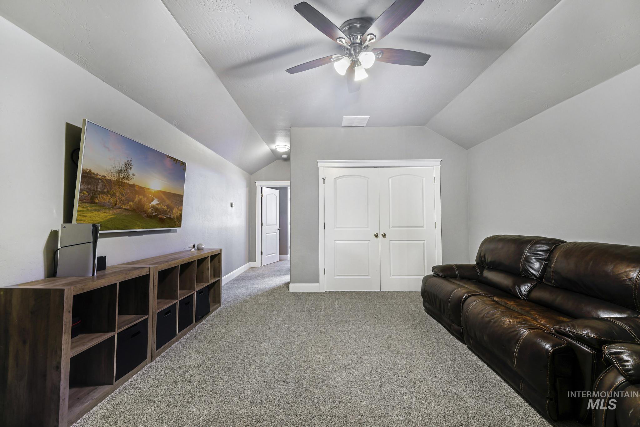 3485 E 3880 N, Kimberly, Idaho 83341-5102, 5 Bedrooms, 3.5 Bathrooms, Residential For Sale, Price $959,000, 98982217