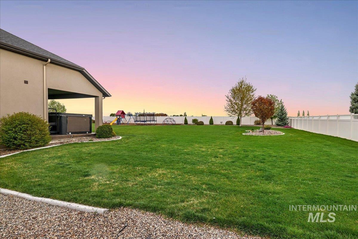 3485 E 3880 N, Kimberly, Idaho 83341-5102, 5 Bedrooms, 3.5 Bathrooms, Residential For Sale, Price $959,000, 98982217