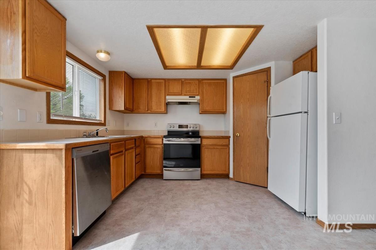 721 Valley Street, Middleton, Idaho 83644, 3 Bedrooms, 2 Bathrooms, Residential For Sale, Price $369,000, 98982225