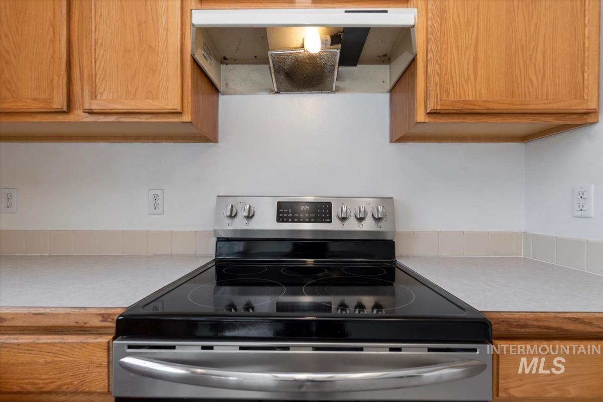 721 Valley Street, Middleton, Idaho 83644, 3 Bedrooms, 2 Bathrooms, Residential For Sale, Price $369,000, 98982225