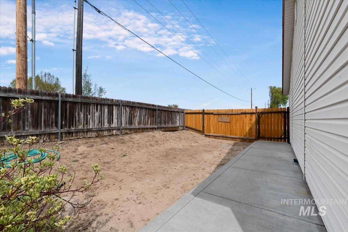 721 Valley Street, Middleton, Idaho 83644, 3 Bedrooms, 2 Bathrooms, Residential For Sale, Price $369,000, 98982225