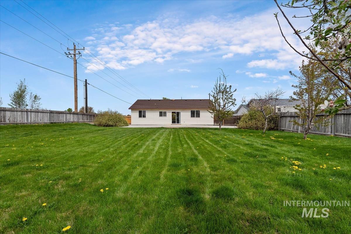 721 Valley Street, Middleton, Idaho 83644, 3 Bedrooms, 2 Bathrooms, Residential For Sale, Price $369,000, 98982225