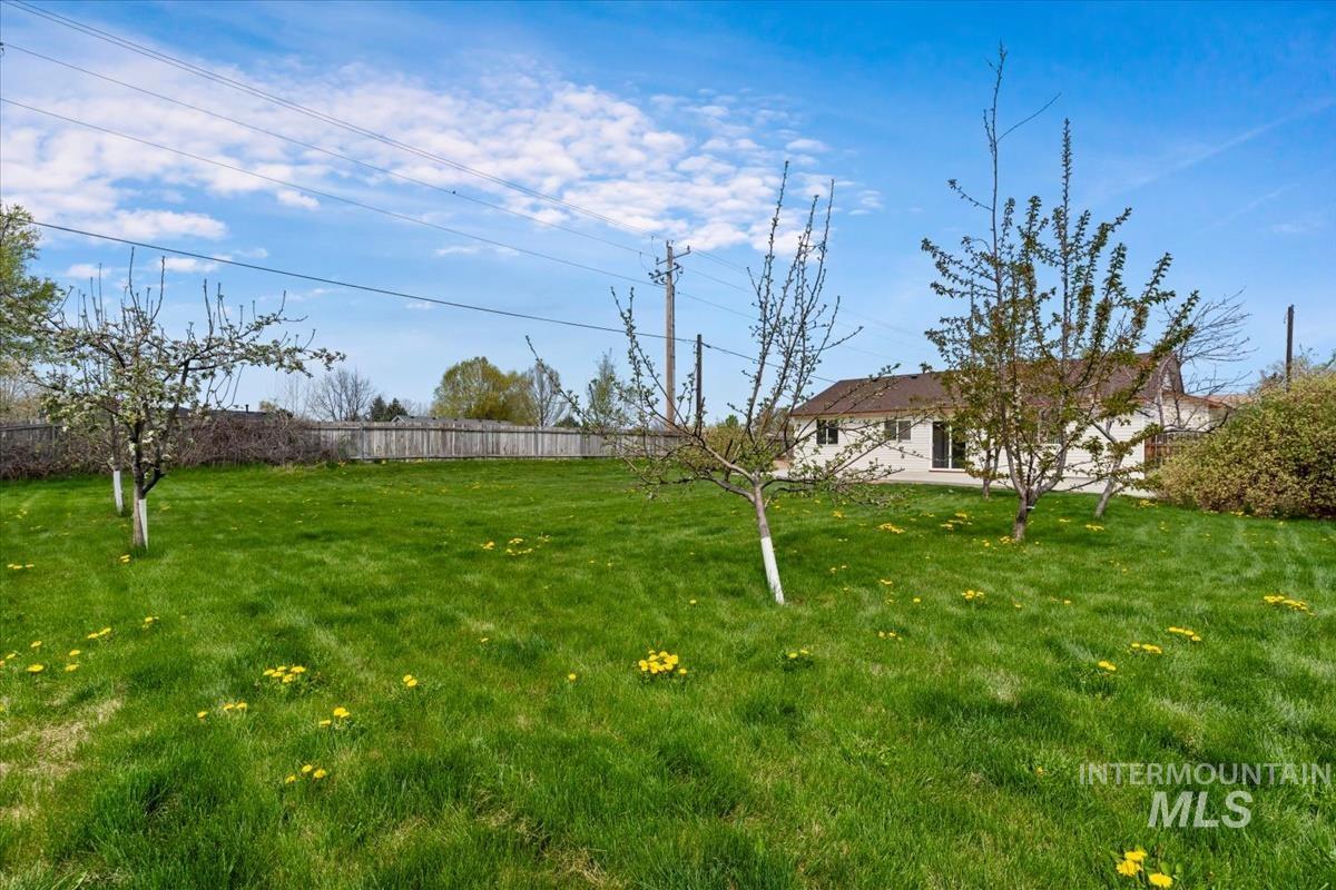 721 Valley Street, Middleton, Idaho 83644, 3 Bedrooms, 2 Bathrooms, Residential For Sale, Price $369,000, 98982225