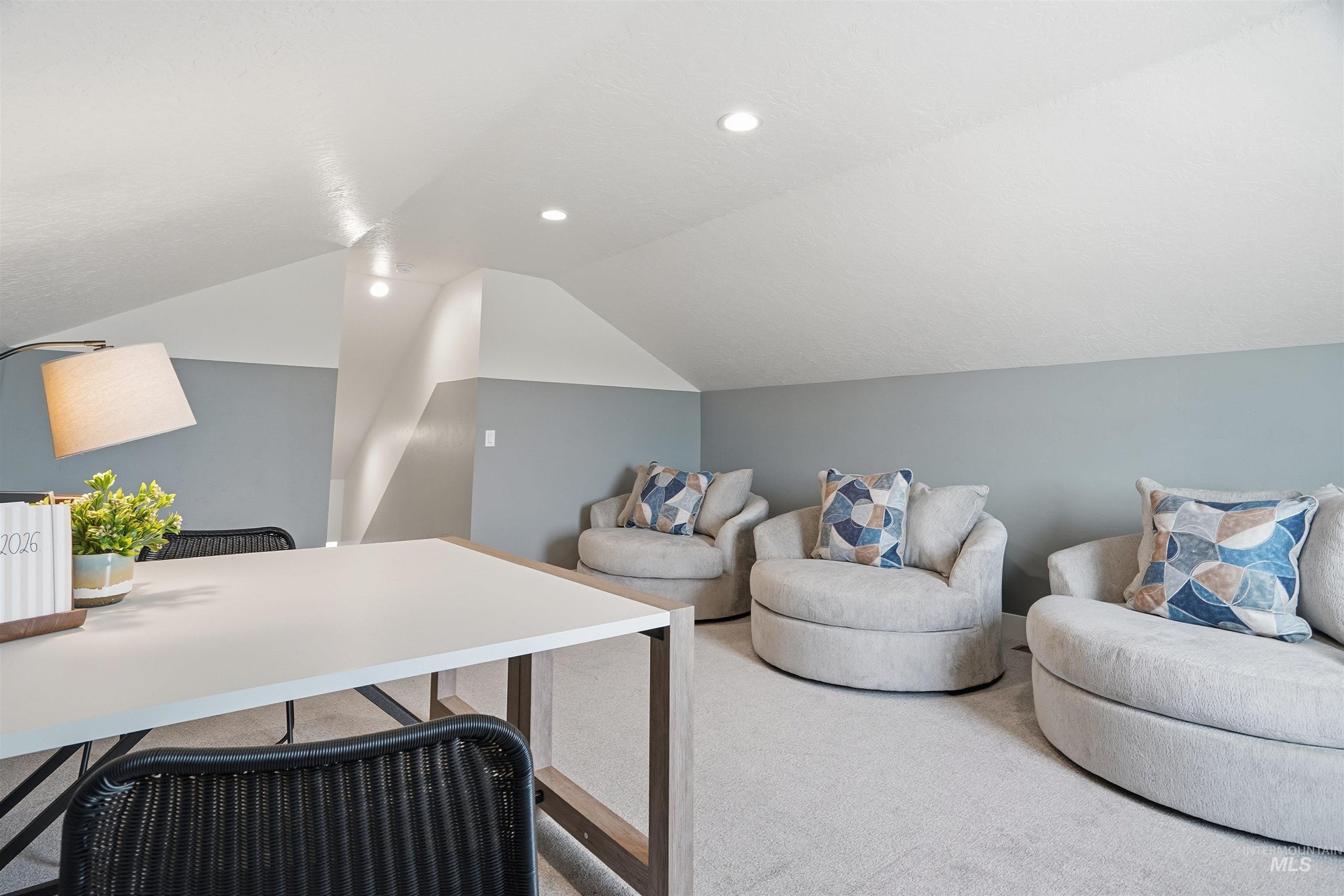 583 Dunmore Ave, Middleton, Idaho 83644, 3 Bedrooms, 2 Bathrooms, Residential For Sale, Price $480,990, 98982226