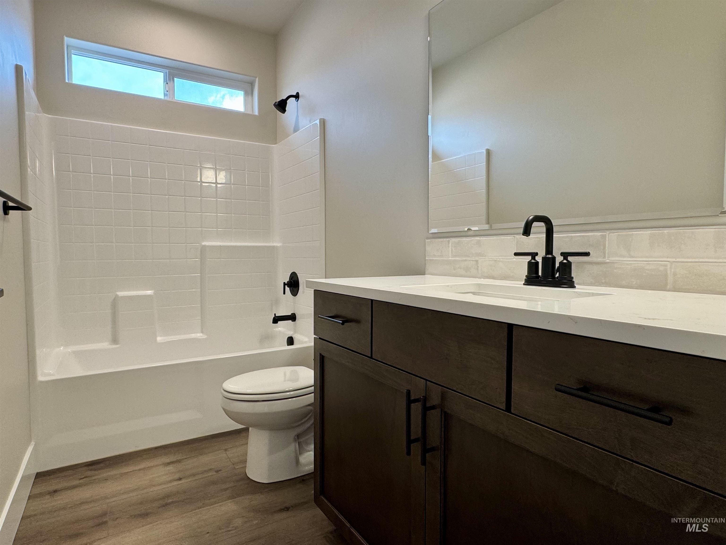 11225 Bluefield Dr, Caldwell, Idaho 83605, 3 Bedrooms, 2 Bathrooms, Residential For Sale, Price $489,990, 98982237