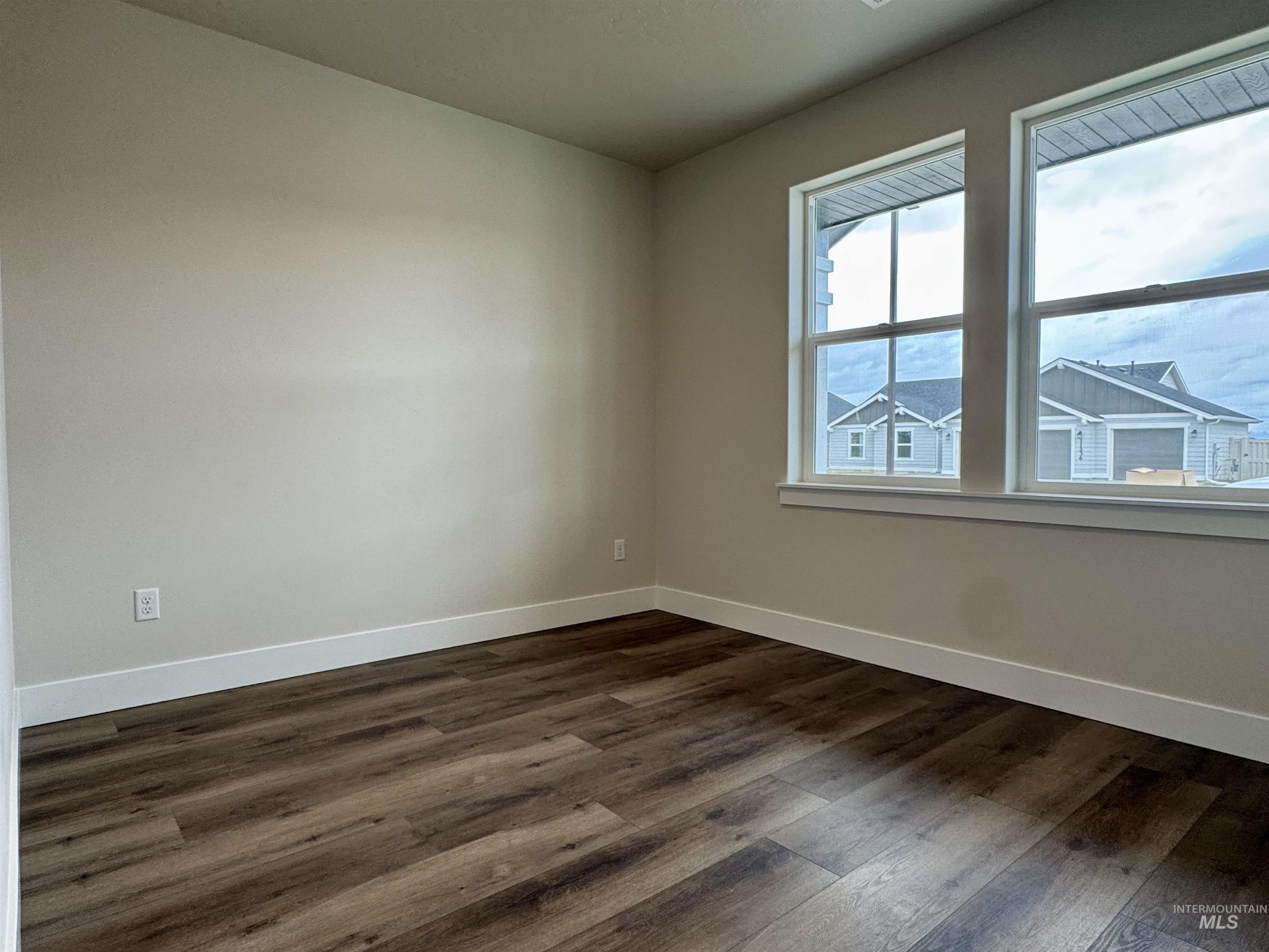 11225 Bluefield Dr, Caldwell, Idaho 83605, 3 Bedrooms, 2 Bathrooms, Residential For Sale, Price $489,990, 98982237