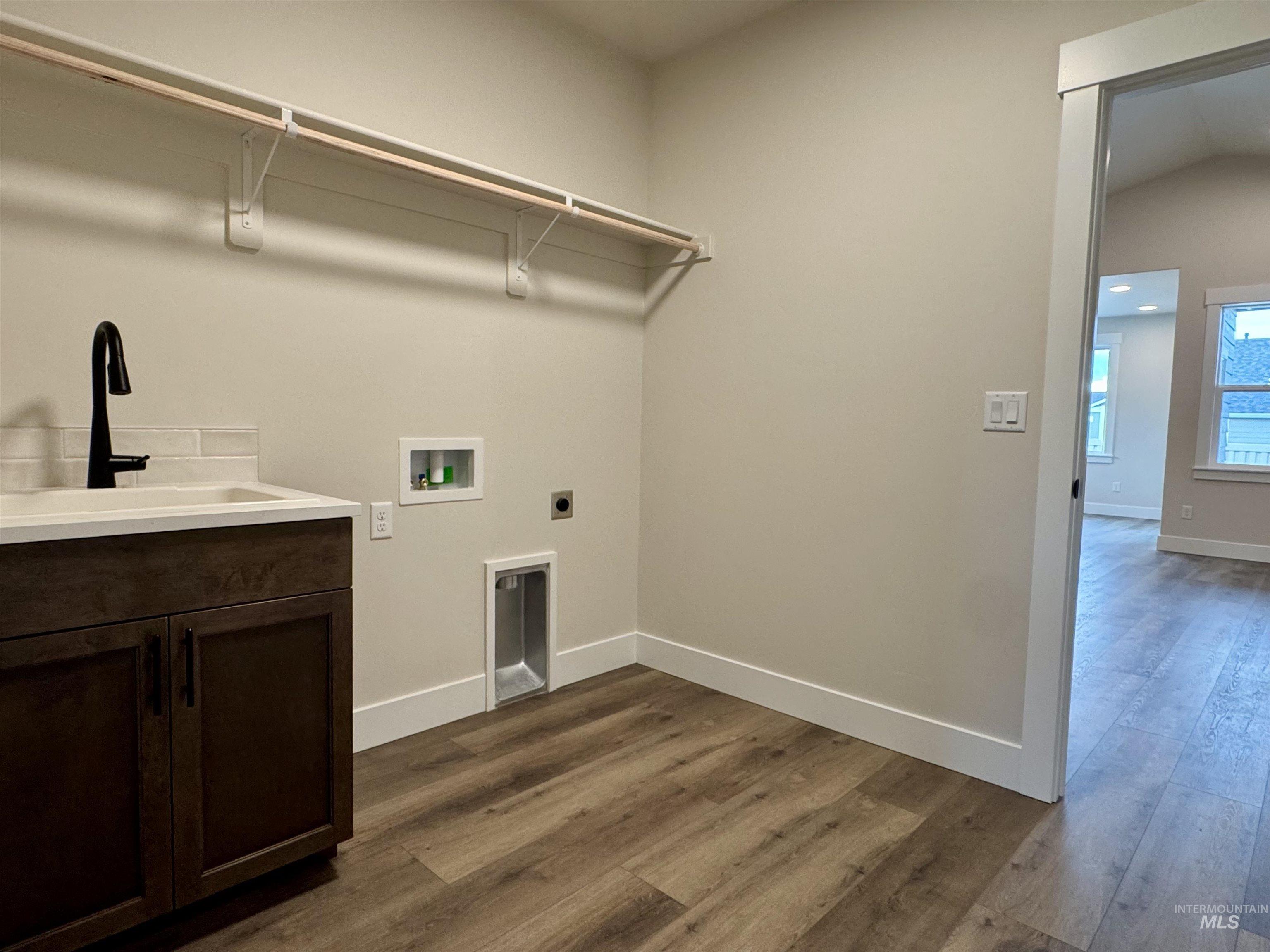 11225 Bluefield Dr, Caldwell, Idaho 83605, 3 Bedrooms, 2 Bathrooms, Residential For Sale, Price $489,990, 98982237