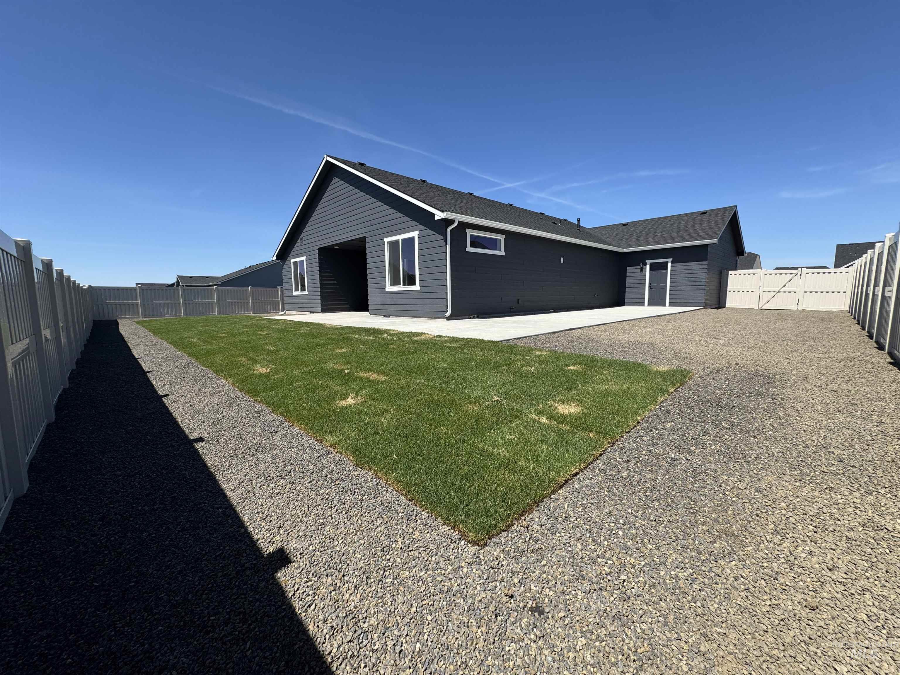 11225 Bluefield Dr, Caldwell, Idaho 83605, 3 Bedrooms, 2 Bathrooms, Residential For Sale, Price $489,990, 98982237
