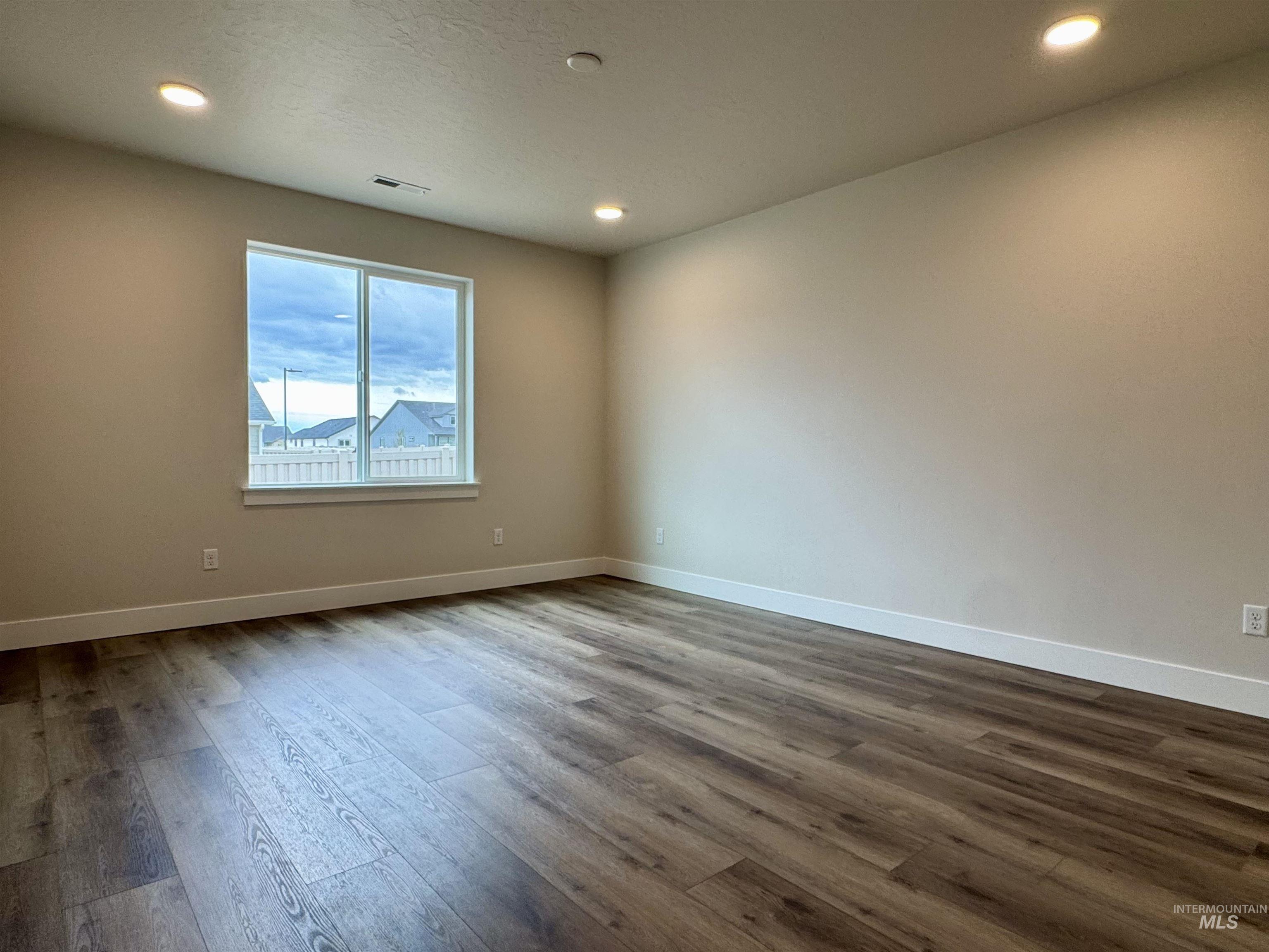 11225 Bluefield Dr, Caldwell, Idaho 83605, 3 Bedrooms, 2 Bathrooms, Residential For Sale, Price $489,990, 98982237