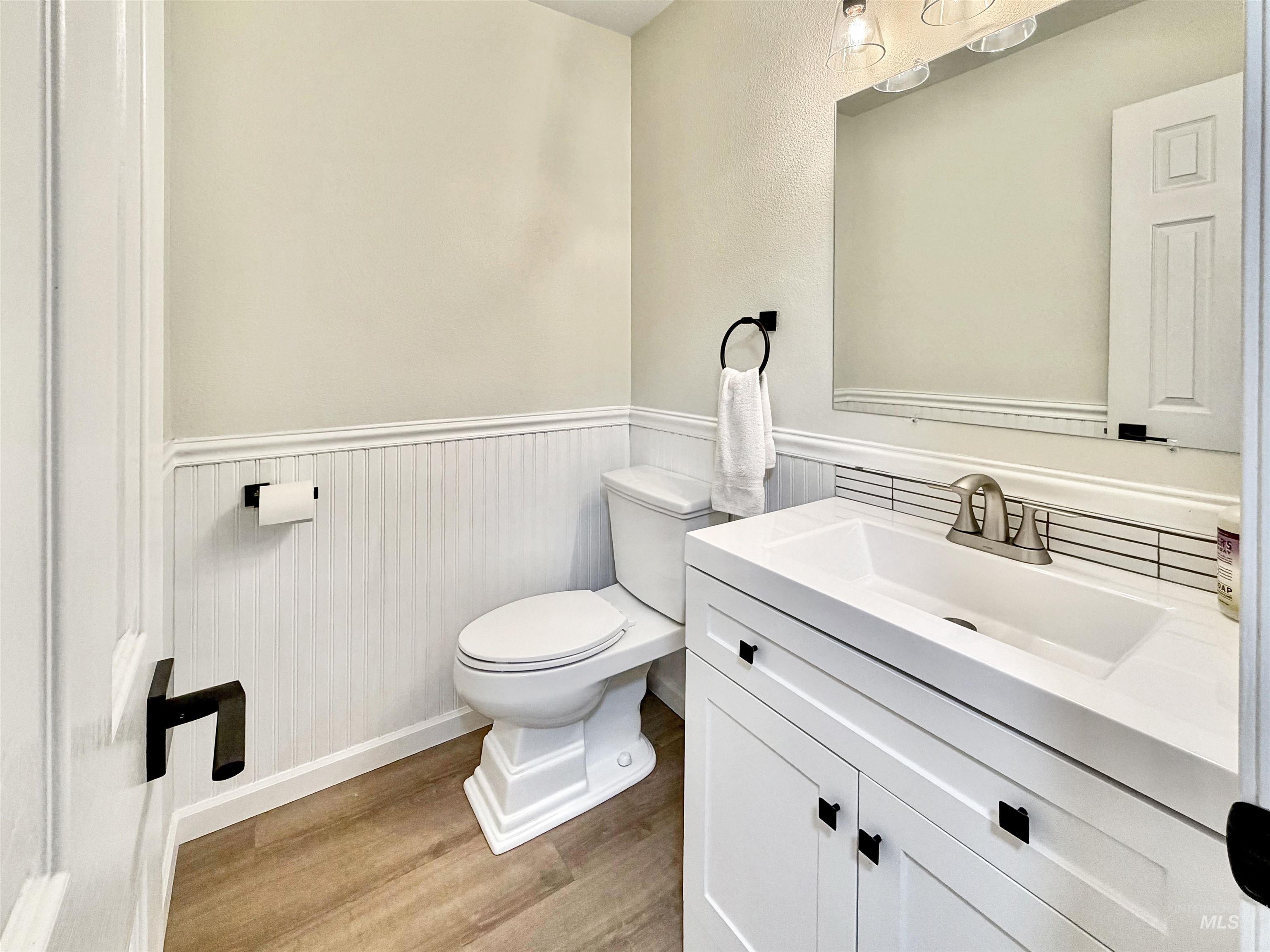 3405 Quailwood Court, Clarkston, Washington 99403, 3 Bedrooms, 2.5 Bathrooms, Residential For Sale, Price $519,000,MLS 98982239