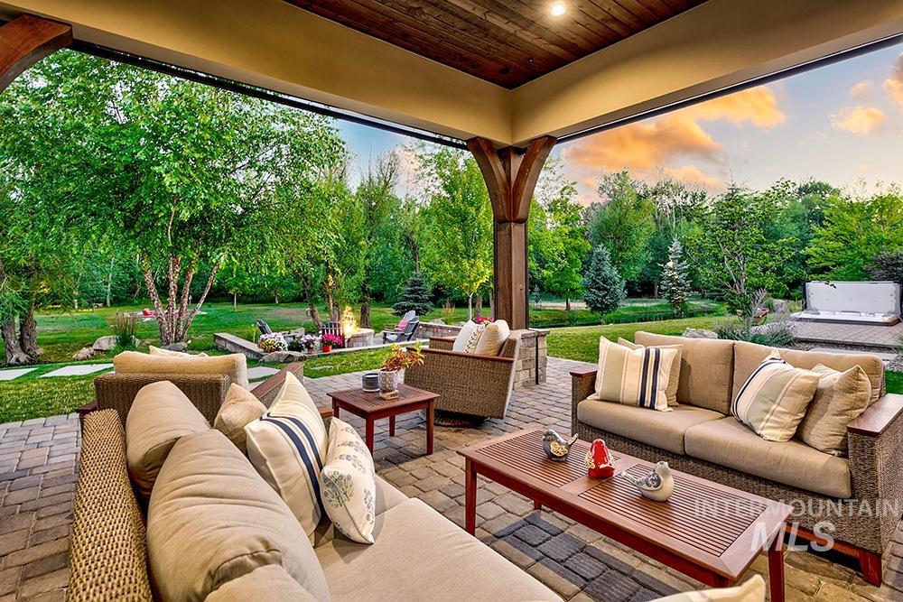 1582 E Rivers End Ct, Eagle, Idaho 83616, 5 Bedrooms, 5 Bathrooms, Residential For Sale, Price $7,495,000, 98982249