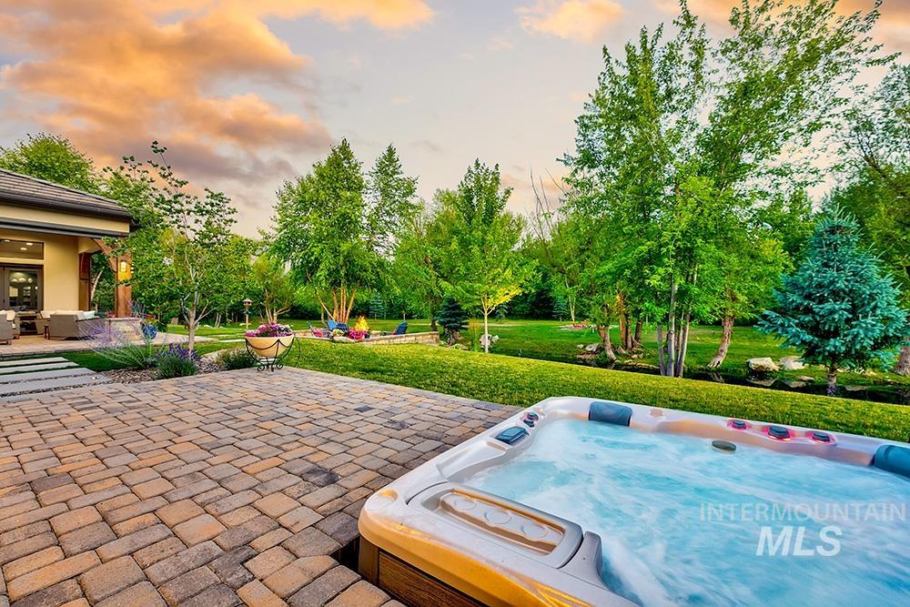 1582 E Rivers End Ct, Eagle, Idaho 83616, 5 Bedrooms, 5 Bathrooms, Residential For Sale, Price $7,495,000, 98982249